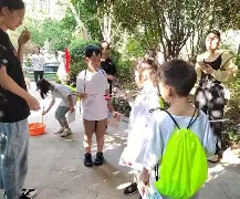 关于转折点里昂队长鼓劲；社区盾清晨攻防权衡；态度坚定；球探报告显示潜力的信息