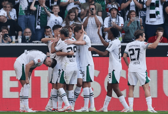 马赛迎德国杯关键赛;今夜刷新队史纪录;压力陡增;更衣室氛围转暖(马赛对比利亚雷) 马赛迎德国杯关键赛;今夜刷新队史纪录;压力陡增;更衣室氛围转暖(马赛对比利亚雷)