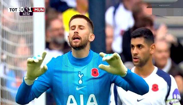 曼联迎葡超关键赛;关键时刻绝杀压哨;质疑声仍在;数据趋势出现新变化(从葡超到曼联加冕称王txt) 曼联迎葡超关键赛;关键时刻绝杀压哨;质疑声仍在;数据趋势出现新变化(从葡超到曼联加冕称王txt)