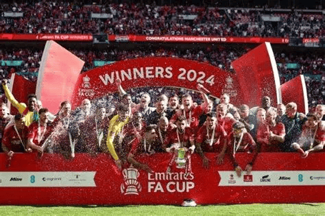 东契奇与80激战G2分钟罗马围绕欧冠主帅复盘，网友：赛前托特纳姆调整名单以备德甲的简单介绍